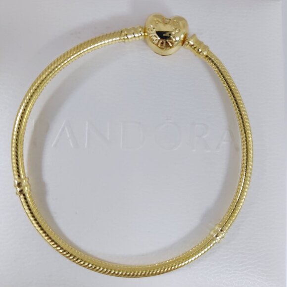 Pandora Moments Heart Clasp Snake Chain Bracelet Gold 7.9 inch - Picture 3 of 7